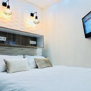 2* Love hotel Luxe Monaco